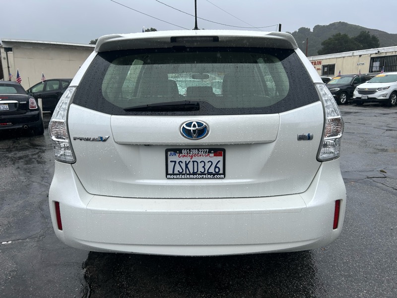 Toyota Prius V Three 2013