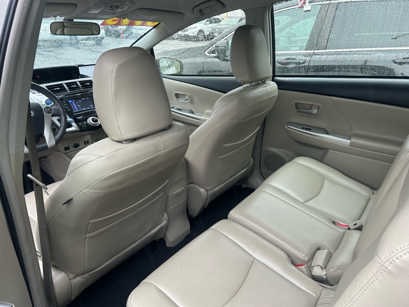 Toyota Prius V Three 2013