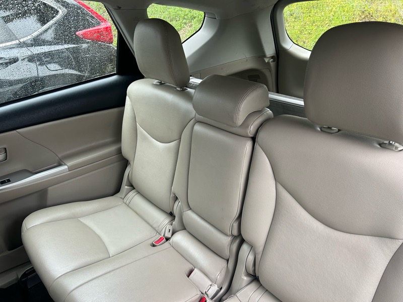 Toyota Prius V Three 2013