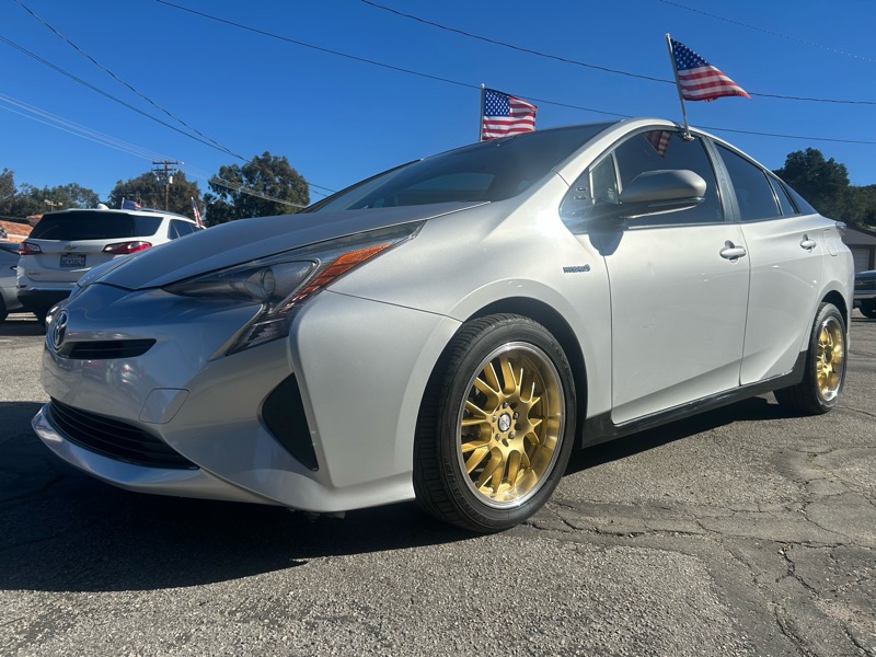 Toyota Prius Two Eco 2016