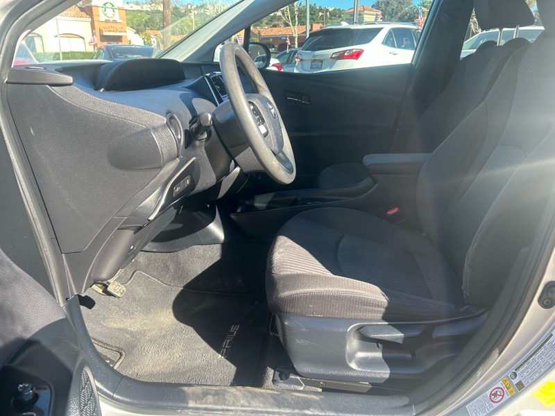 Toyota Prius Two Eco 2016