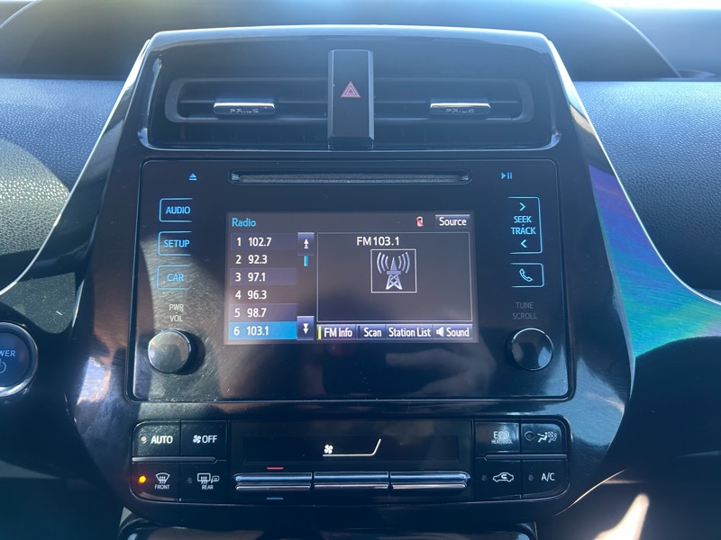 Toyota Prius Two Eco 2016