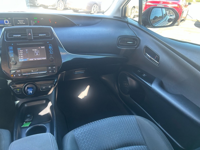 Toyota Prius Two Eco 2016