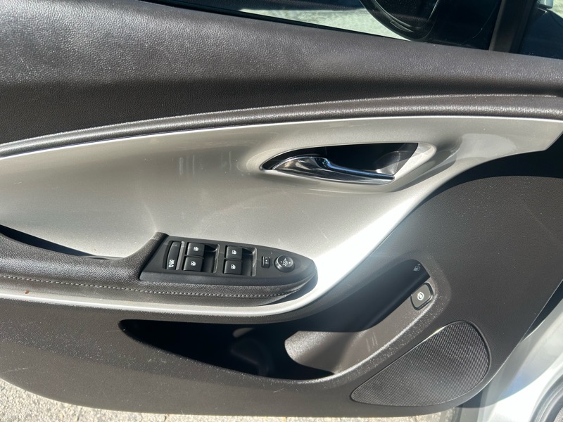 Chevrolet Volt Standard w/ LEP 2012