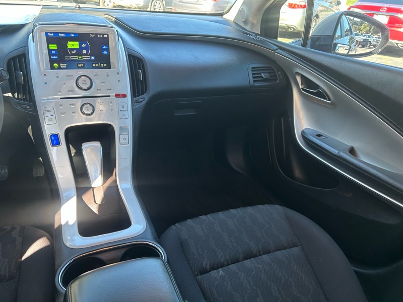 Chevrolet Volt Standard w/ LEP 2012