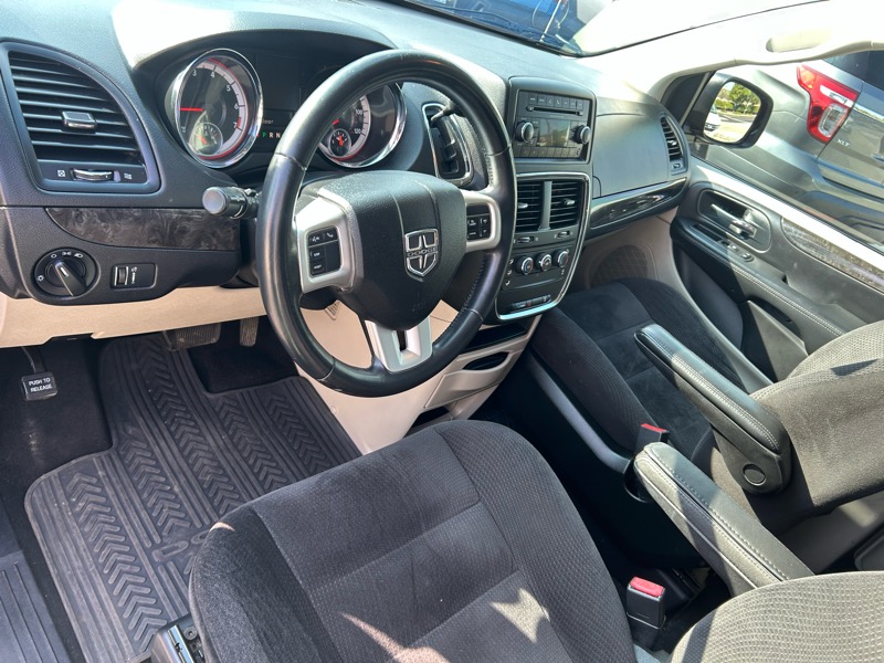 Dodge Grand Caravan SE 2014