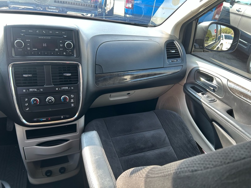 Dodge Grand Caravan SE 2014