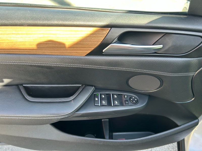 BMW X3 xDrive28i 2011