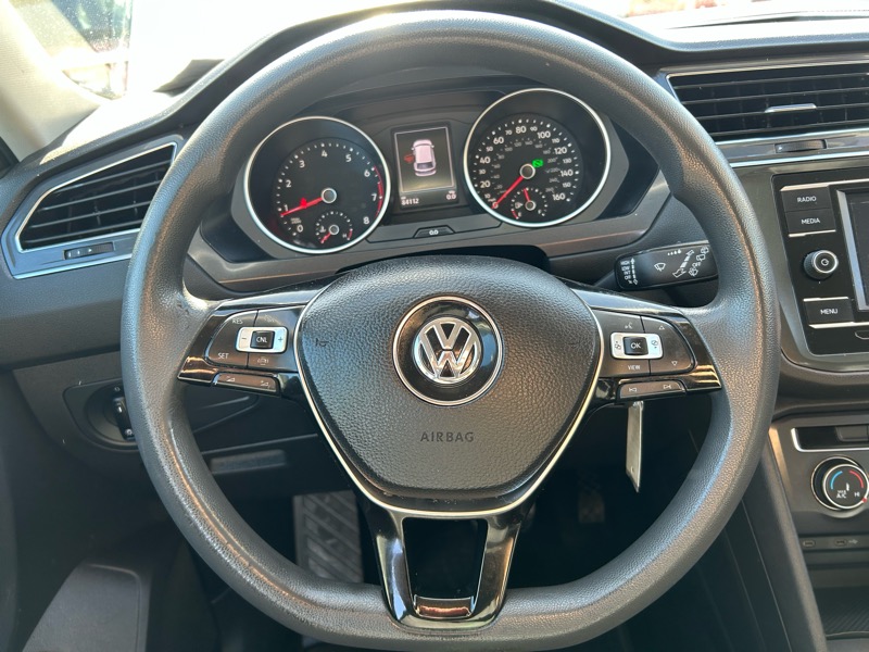 Volkswagen Tiguan S 2020