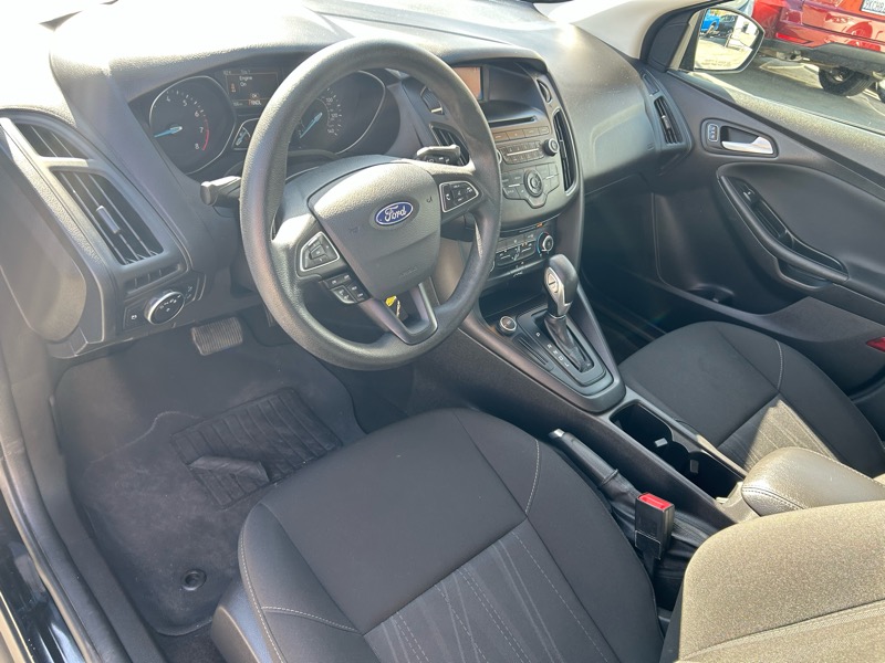 Ford Focus SE Sedan 2017