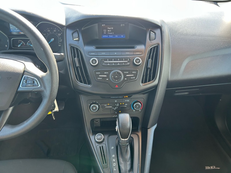 Ford Focus SE Sedan 2017