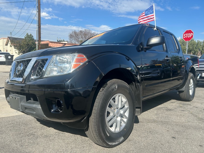 Nissan Frontier SL Crew Cab 5AT 4WD 2015