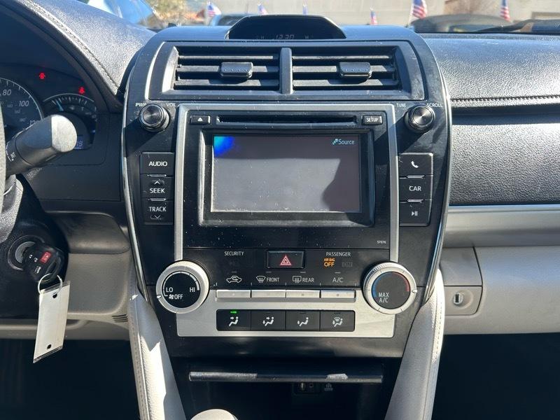 Toyota Camry XLE 2013