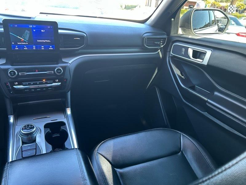 Ford Explorer XLT AWD 2020