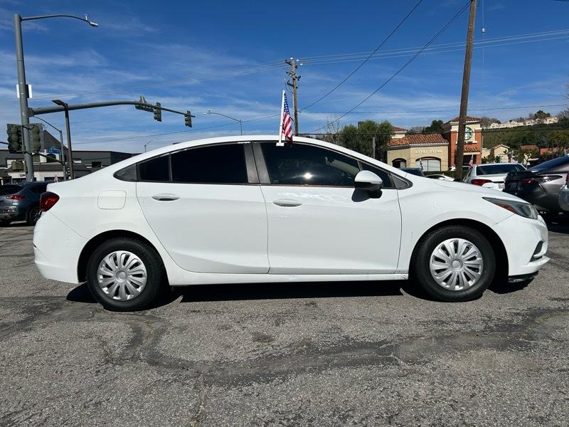 Chevrolet Cruze LS Auto 2017