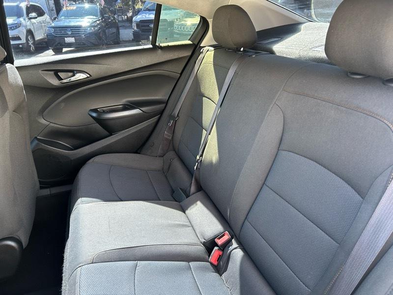 Chevrolet Cruze LS Auto 2017