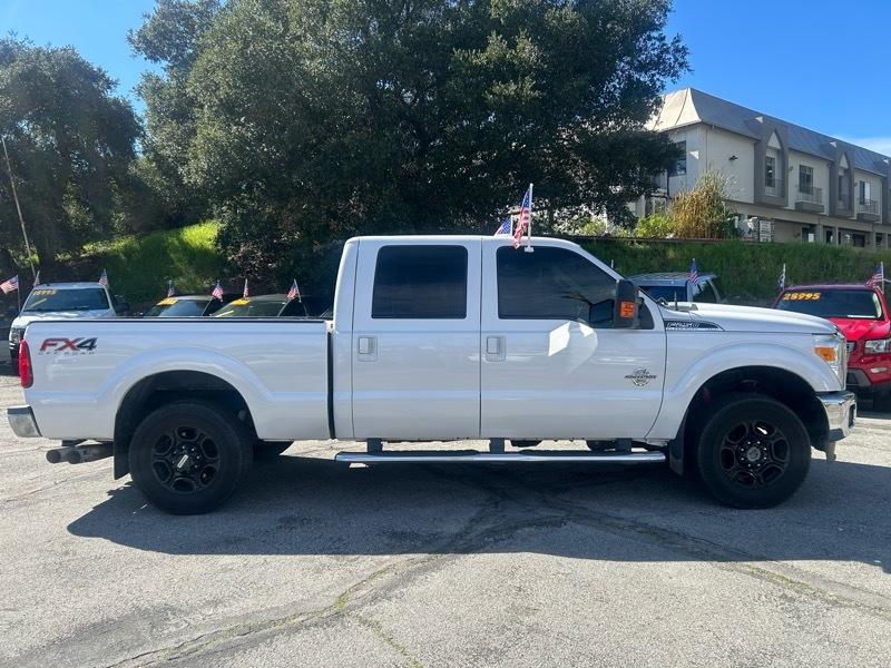 Ford F-250 SD XLT Crew Cab Long Bed 4WD 2015