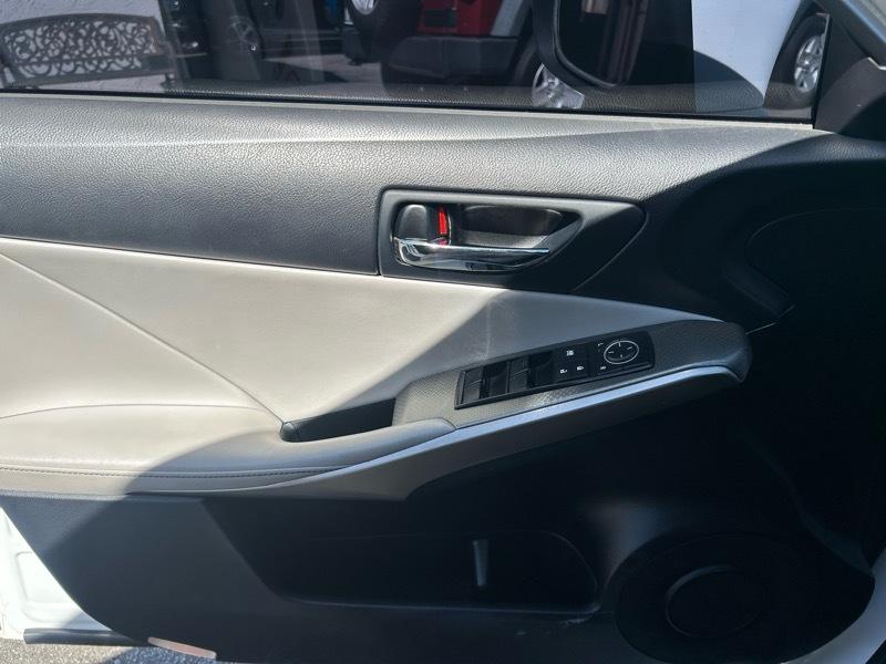 Lexus IS 350 AWD 2015