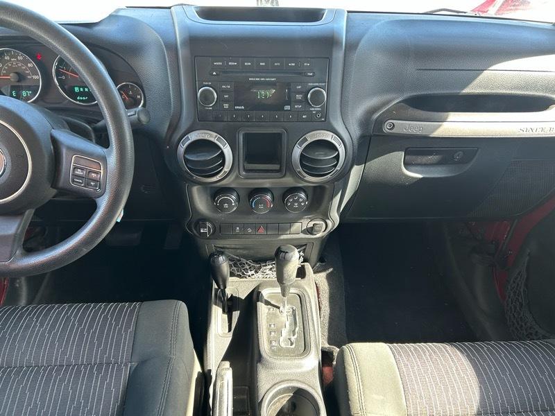 Jeep Wrangler Unlimited Sport 4WD 2012