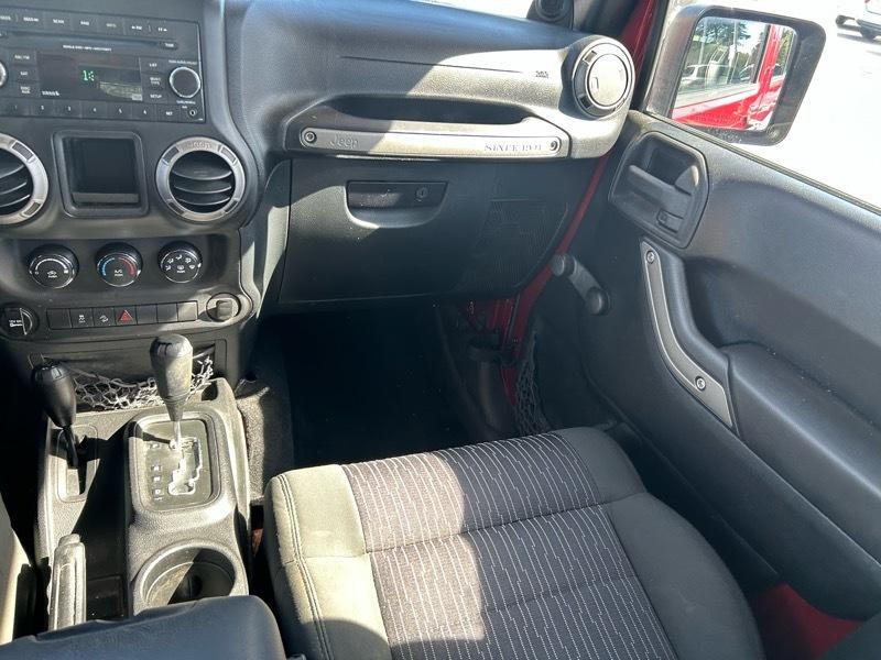 Jeep Wrangler Unlimited Sport 4WD 2012