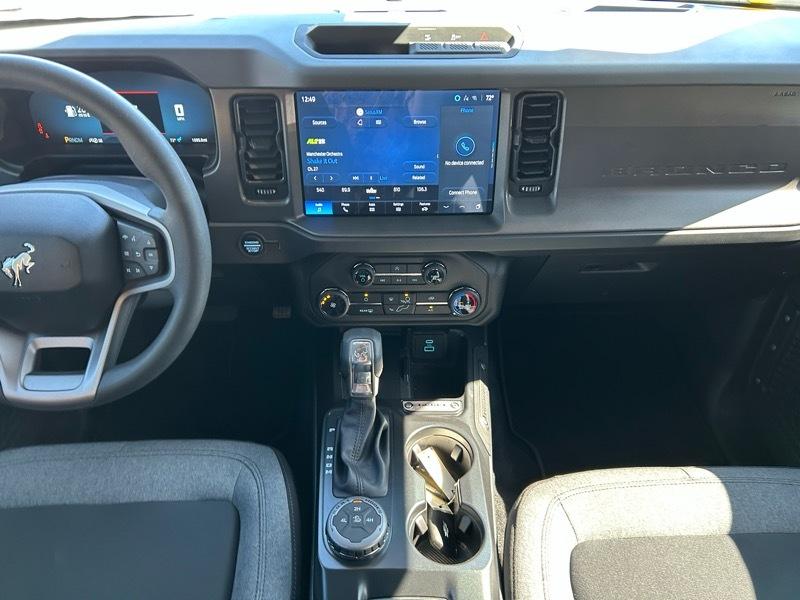 Ford Bronco Base 4-Door 2025