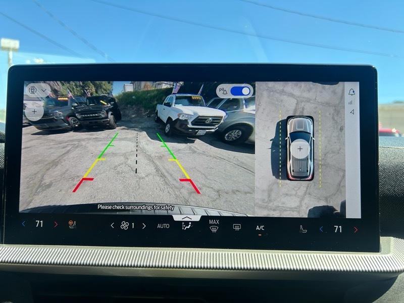 Ford Explorer Platinum AWD 2025