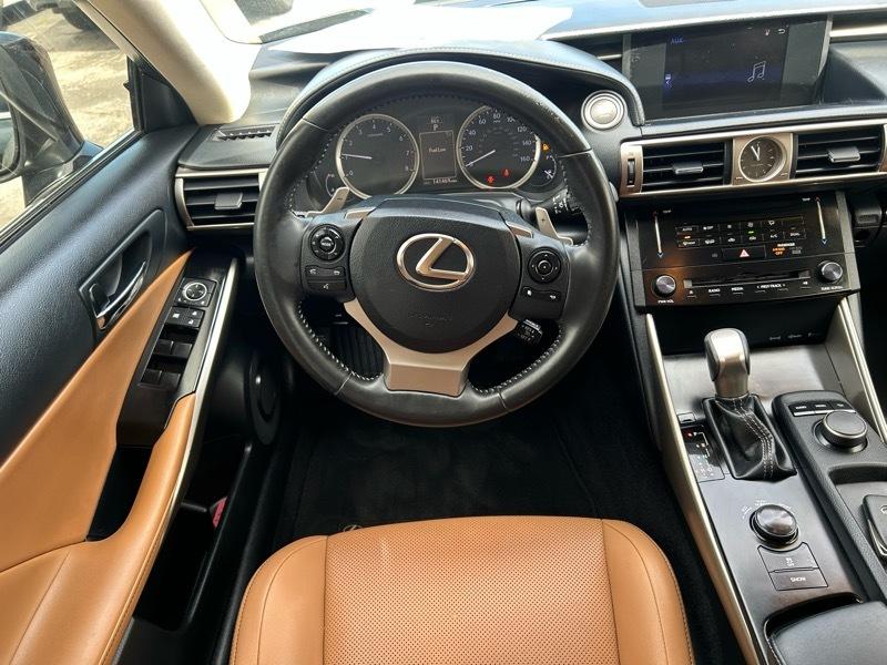 Lexus IS 250 RWD 2014