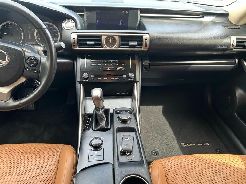 Lexus IS 250 RWD 2014