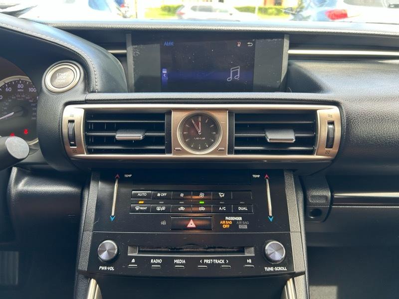 Lexus IS 250 RWD 2014