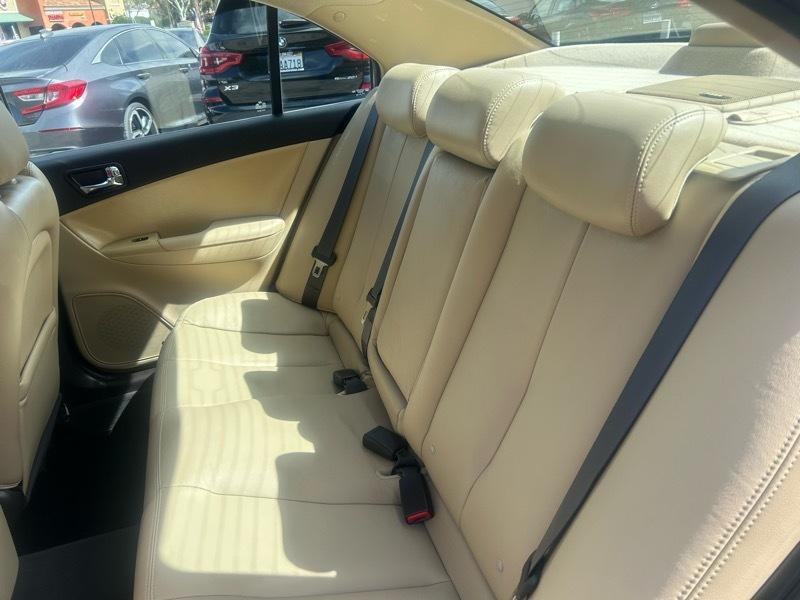 Hyundai Sonata SE V6 2010