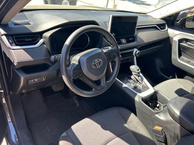 Toyota RAV4 Hybrid XLE 2024