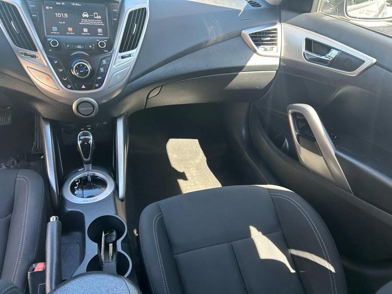 Hyundai Veloster 3dr Cpe Auto 2017