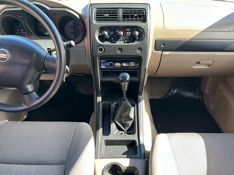 Nissan Frontier XE-V6 Crew Cab 2WD 2003