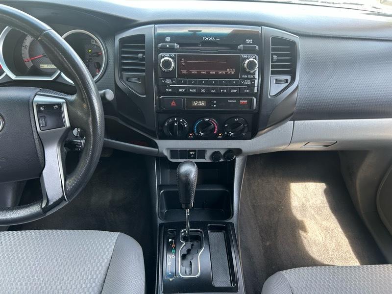 Toyota Tacoma Double Cab Auto 2WD 2012