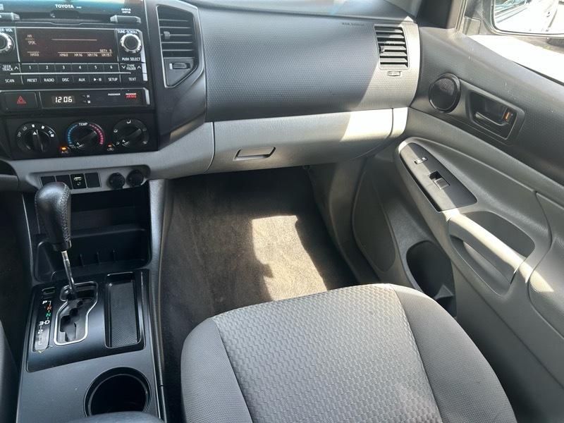 Toyota Tacoma Double Cab Auto 2WD 2012