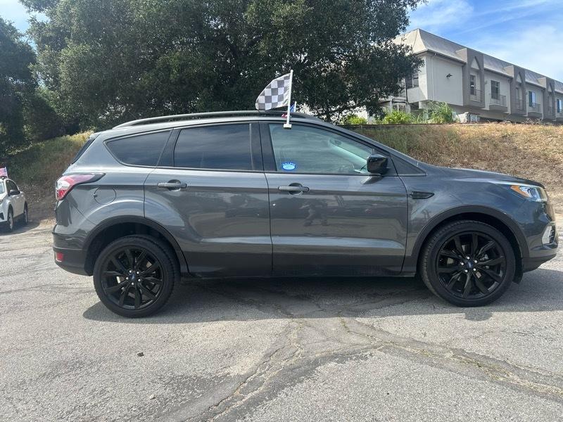 Ford Escape SE FWD 2018