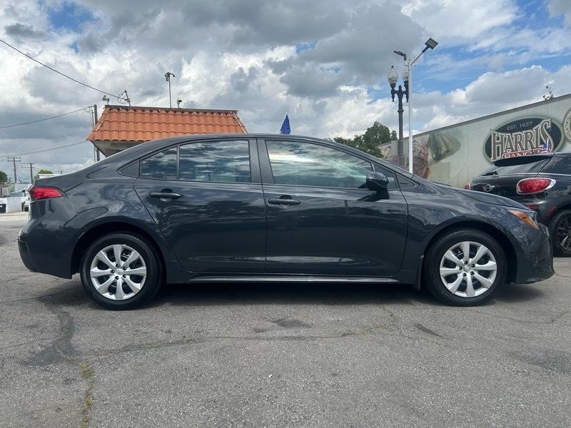 Toyota Corolla LE 2025