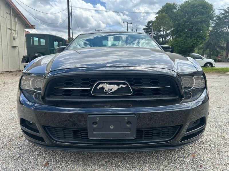 Ford Mustang V6 Coupe 2013