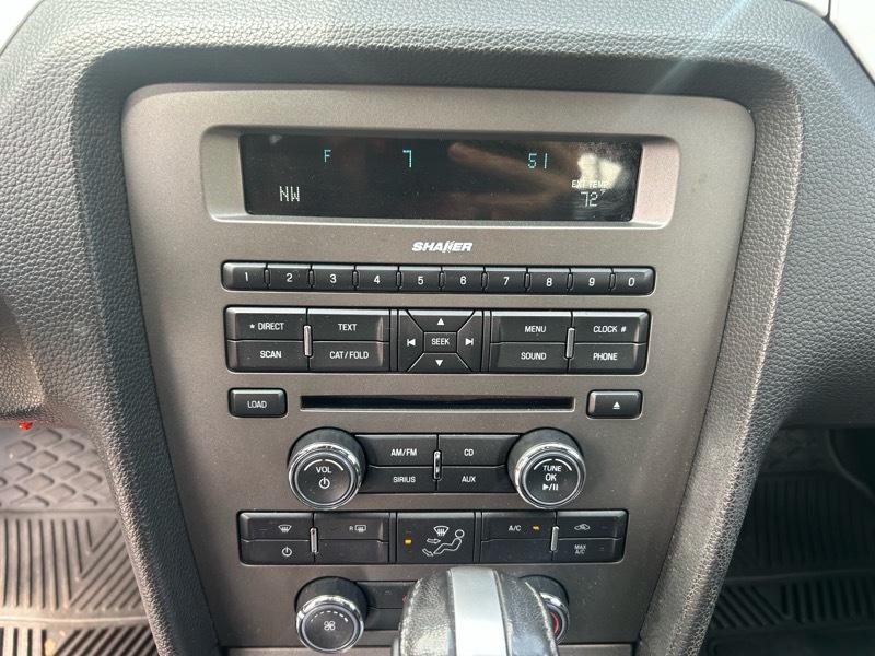 Ford Mustang V6 Coupe 2013