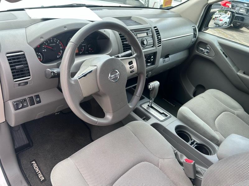 Nissan Frontier LE Crew Cab 2WD 2008