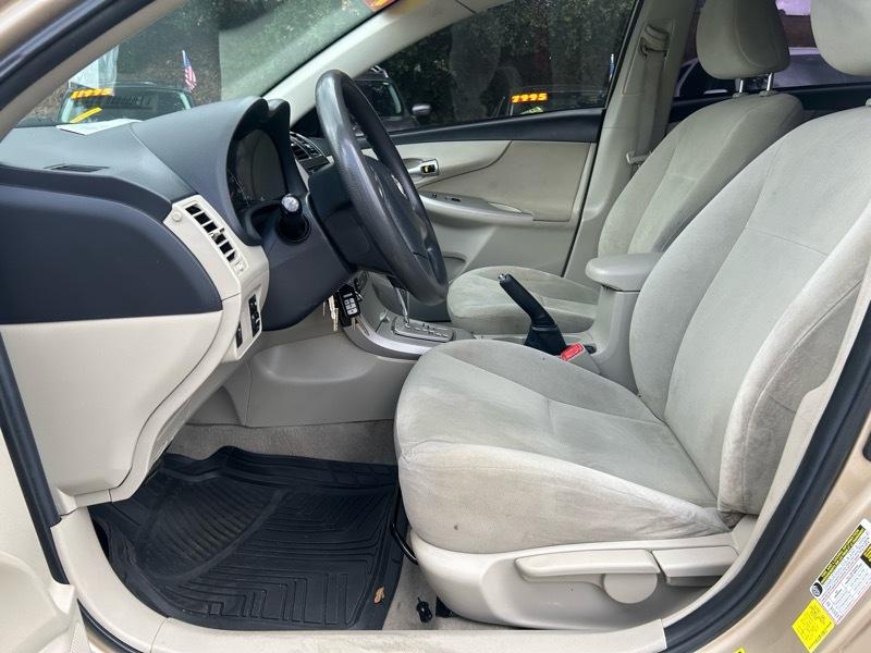 Toyota Corolla S 4-Speed AT 2012