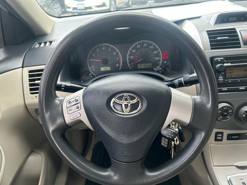 Toyota Corolla S 4-Speed AT 2012
