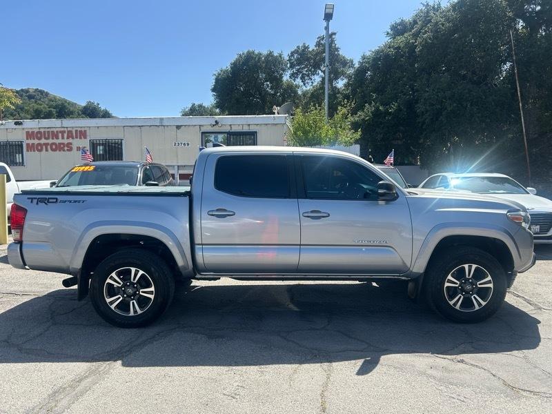 Toyota Tacoma SR5 Double Cab Long Bed V6 6AT 2WD 2017