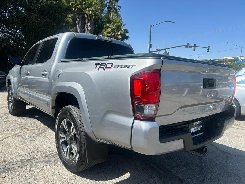 Toyota Tacoma SR5 Double Cab Long Bed V6 6AT 2WD 2017