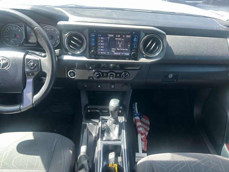 Toyota Tacoma SR5 Double Cab Long Bed V6 6AT 2WD 2017