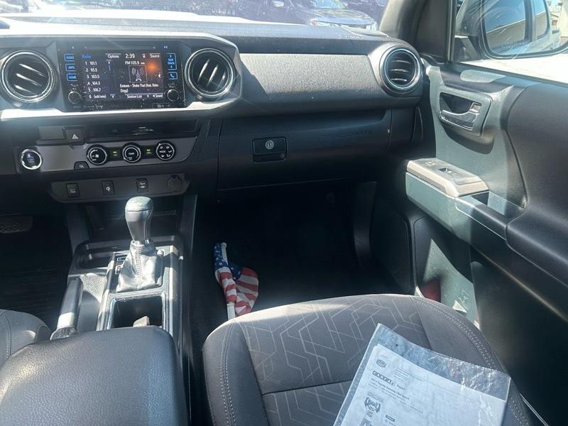 Toyota Tacoma SR5 Double Cab Long Bed V6 6AT 2WD 2017