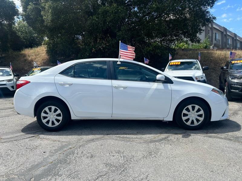Toyota Corolla 4dr Sdn Base Auto 2016