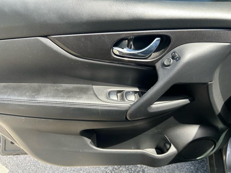 Nissan Rogue S AWD 2020