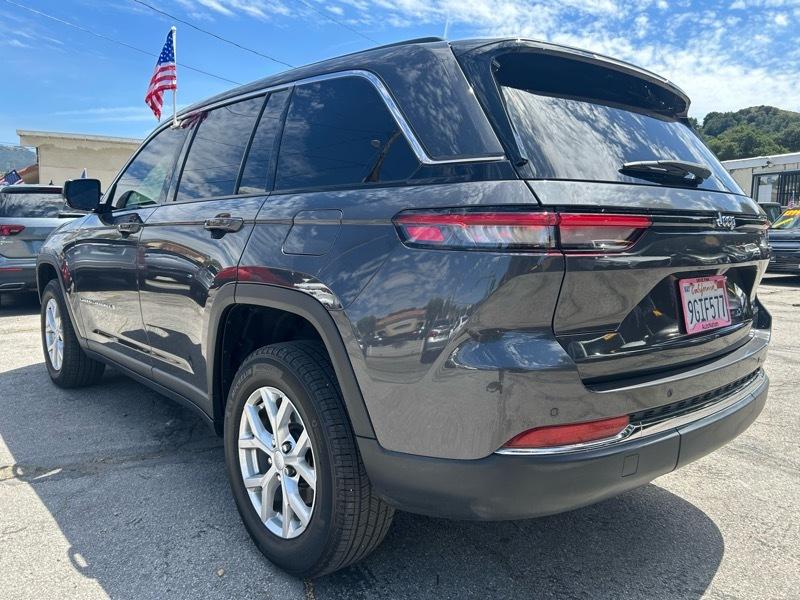 Jeep Grand Cherokee Limited 2WD 2023