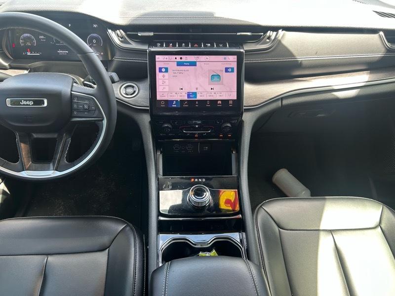 Jeep Grand Cherokee Limited 2WD 2023